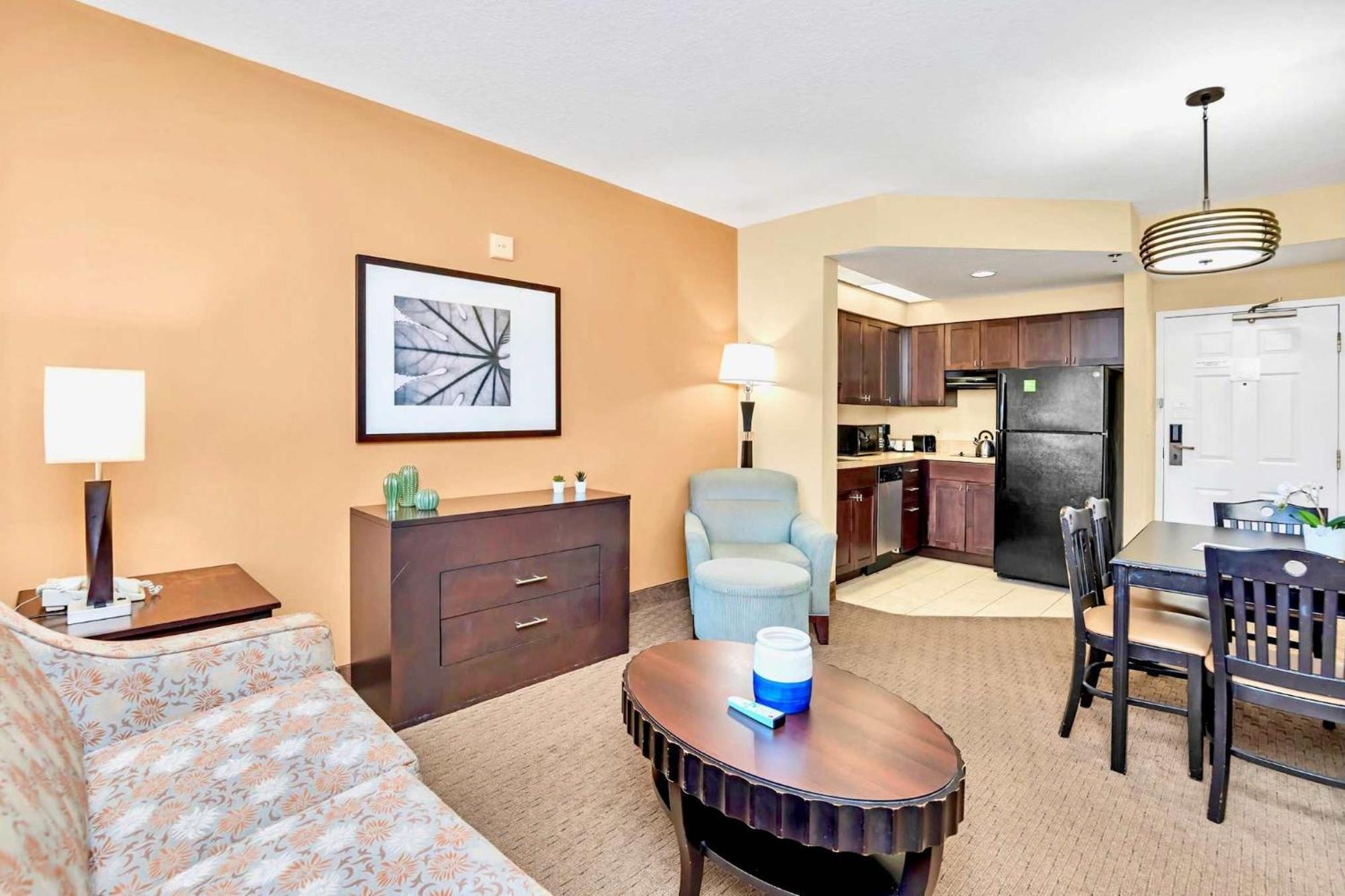 With Pool Hot Tub - Near * Orlando